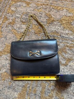 Vintage Classic Black Leather Shoulder Bag with Gold Chain by Parisstyle